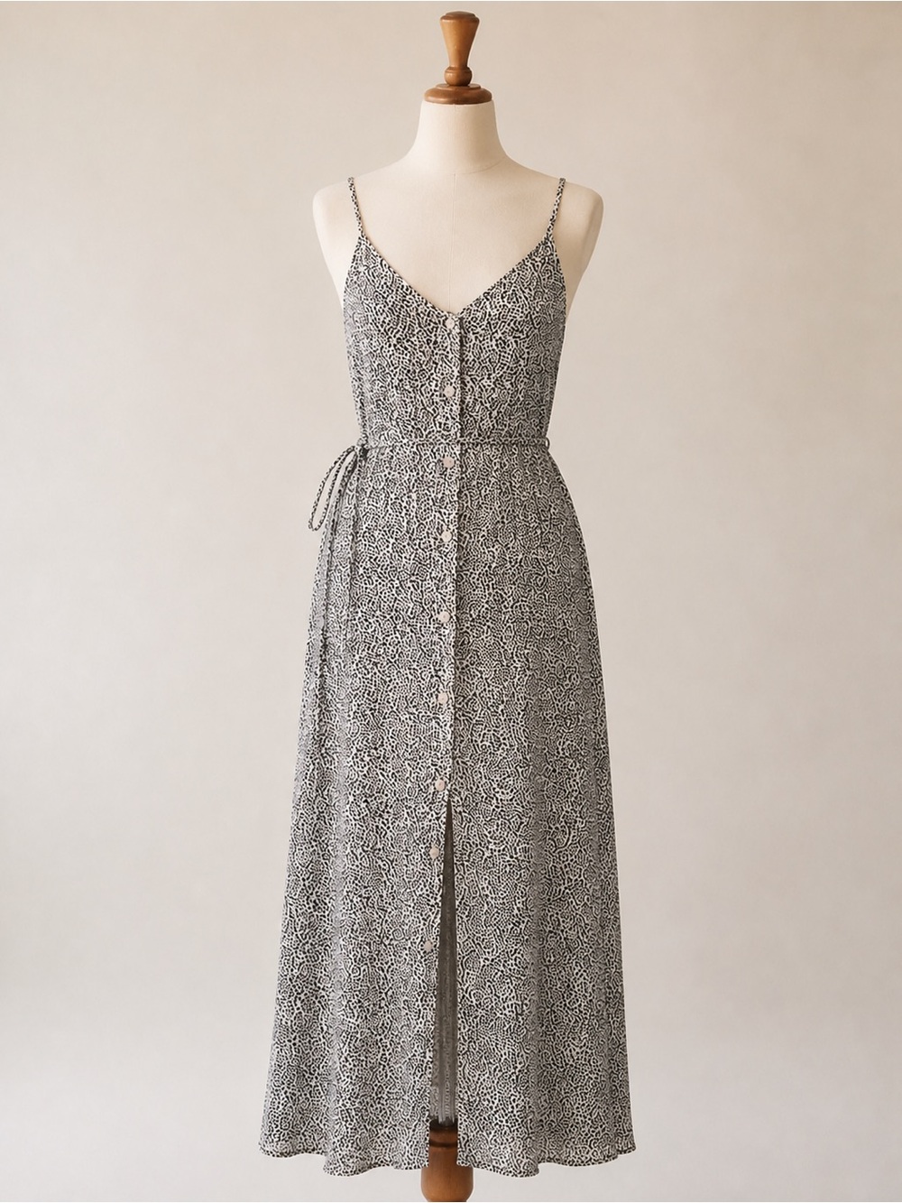 Sienna Sky Black & White Button Front Lined Midi Dress Size Small